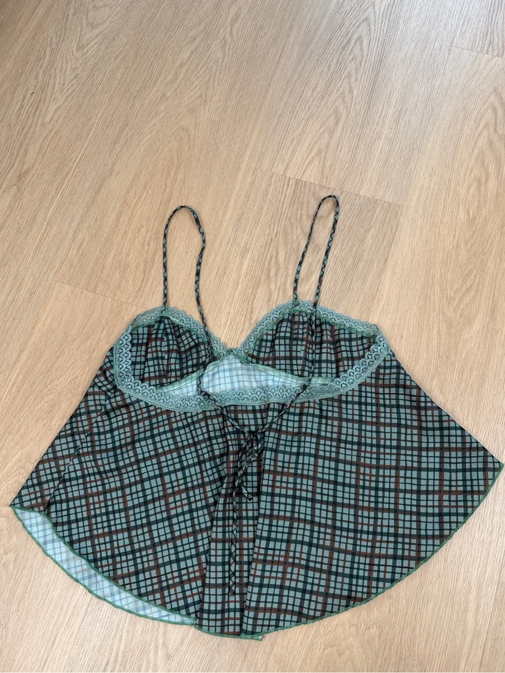 Free People excellent tie
